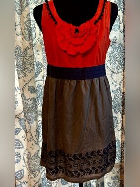 Yala Sleeveless Red & Gray Casual Dress with Pleated Waistband